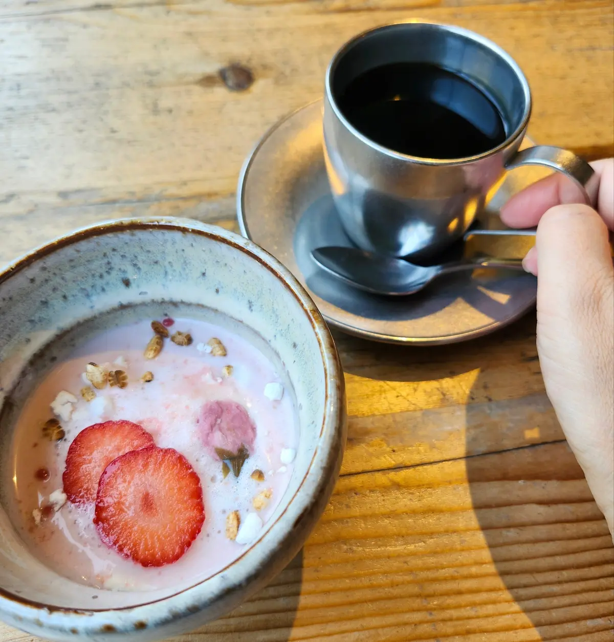 モアザングリル、新宿ランチ、MORETHAN GRILL、ザ ノット 東京新宿、40代ファッション