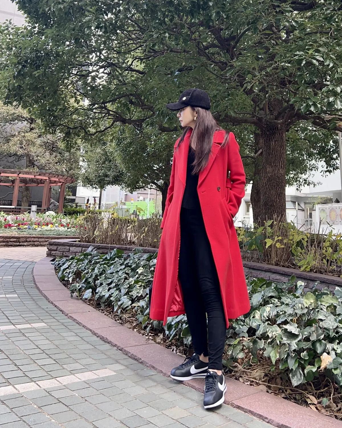 ブラックスニーカー購入！カジュアル3コーの画像_2