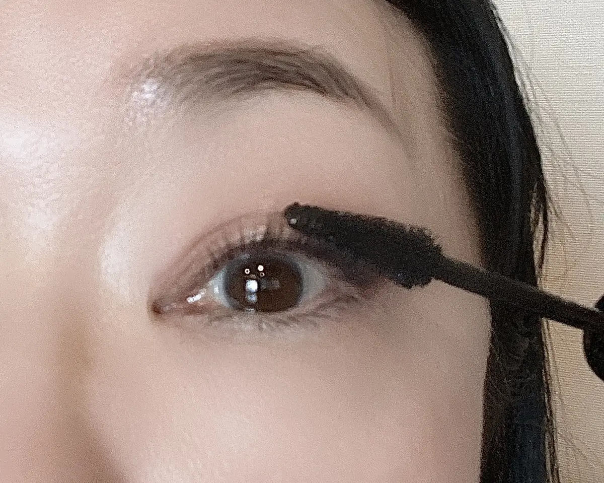 マスカラつける