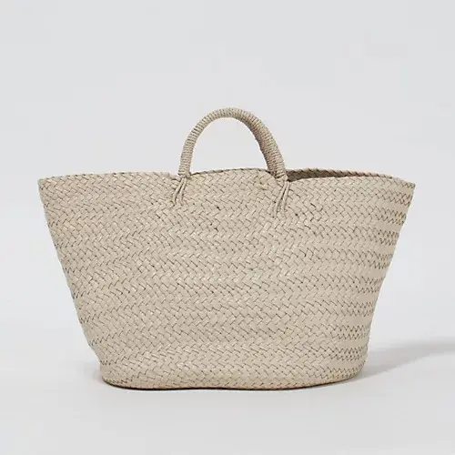  シルエットと着心地にこだわって選びましの画像_10