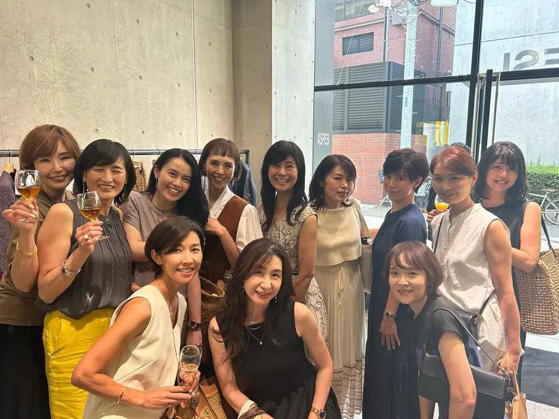 華組＆jマダムの先輩方と記念撮影