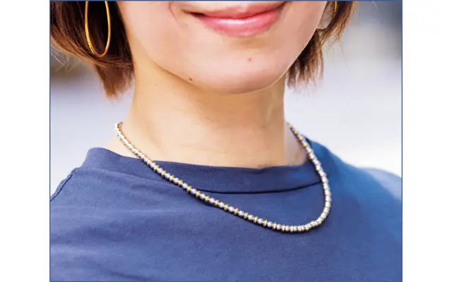 綾部佳世さんのアクセサリー