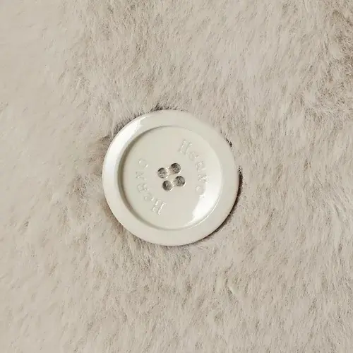 品よく暖かい洗練の一着「HERNO」のエの画像_3