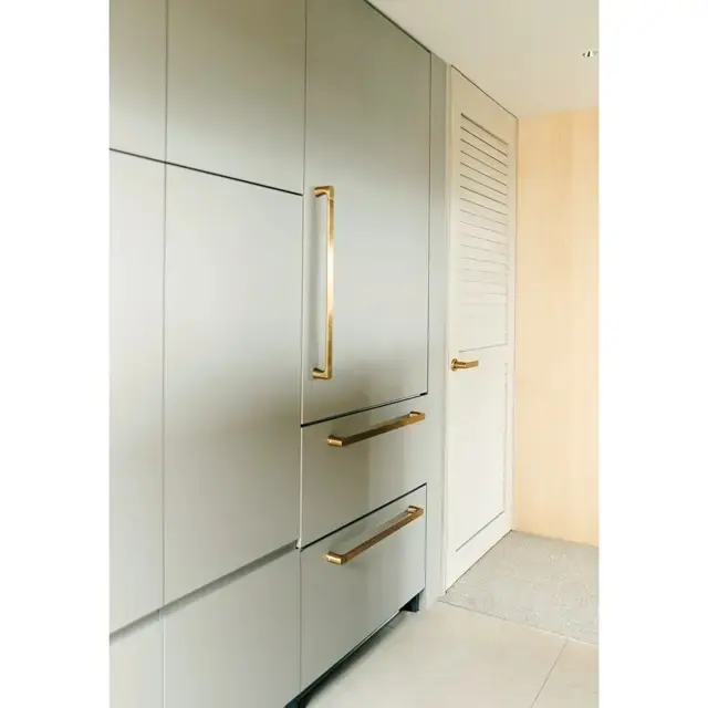 冷蔵庫はリープヘルのビルトイン冷凍冷蔵庫を選択。