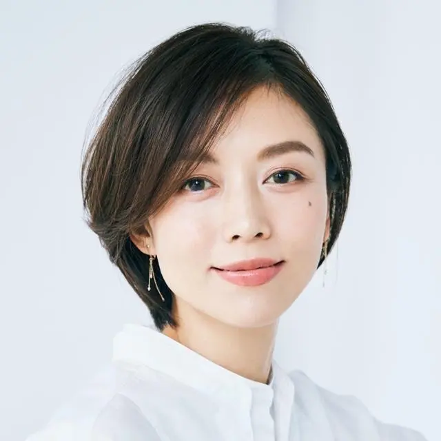 毛量多めの50代必見！膨らみすぎずふんわり見せる「ショートヘア」4選