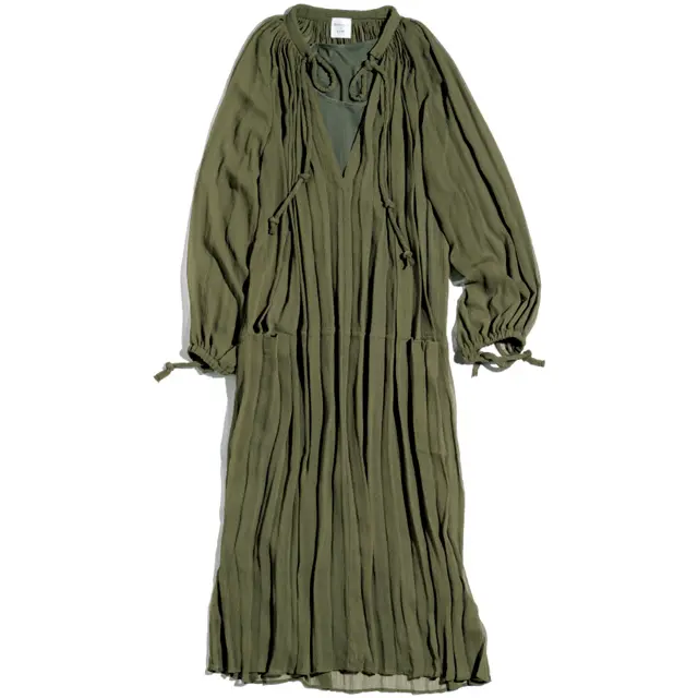 ブーケ ドゥ リュンヌのチュニックドレス