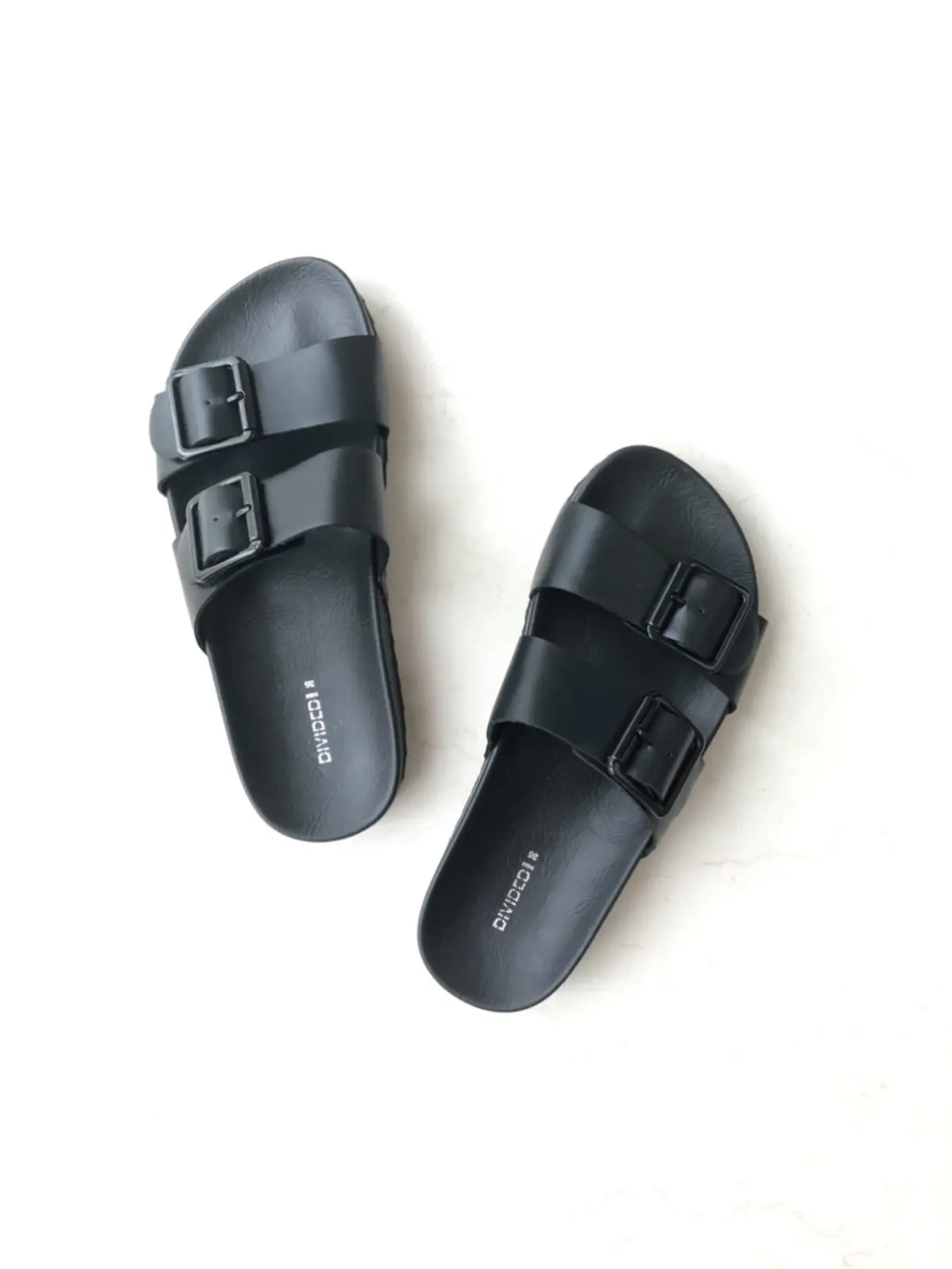 H&Mのプラットフォームサンダル