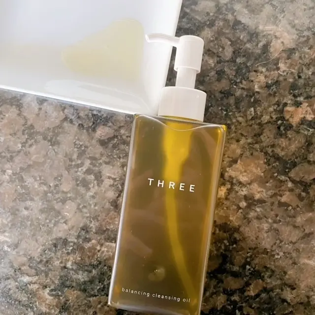 【THREE バランシング クレンジング オイル N】￥4,840