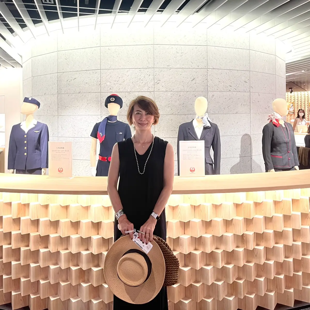 ユニクロ×マメ クロゴウチ の黒ワンピーの画像_6