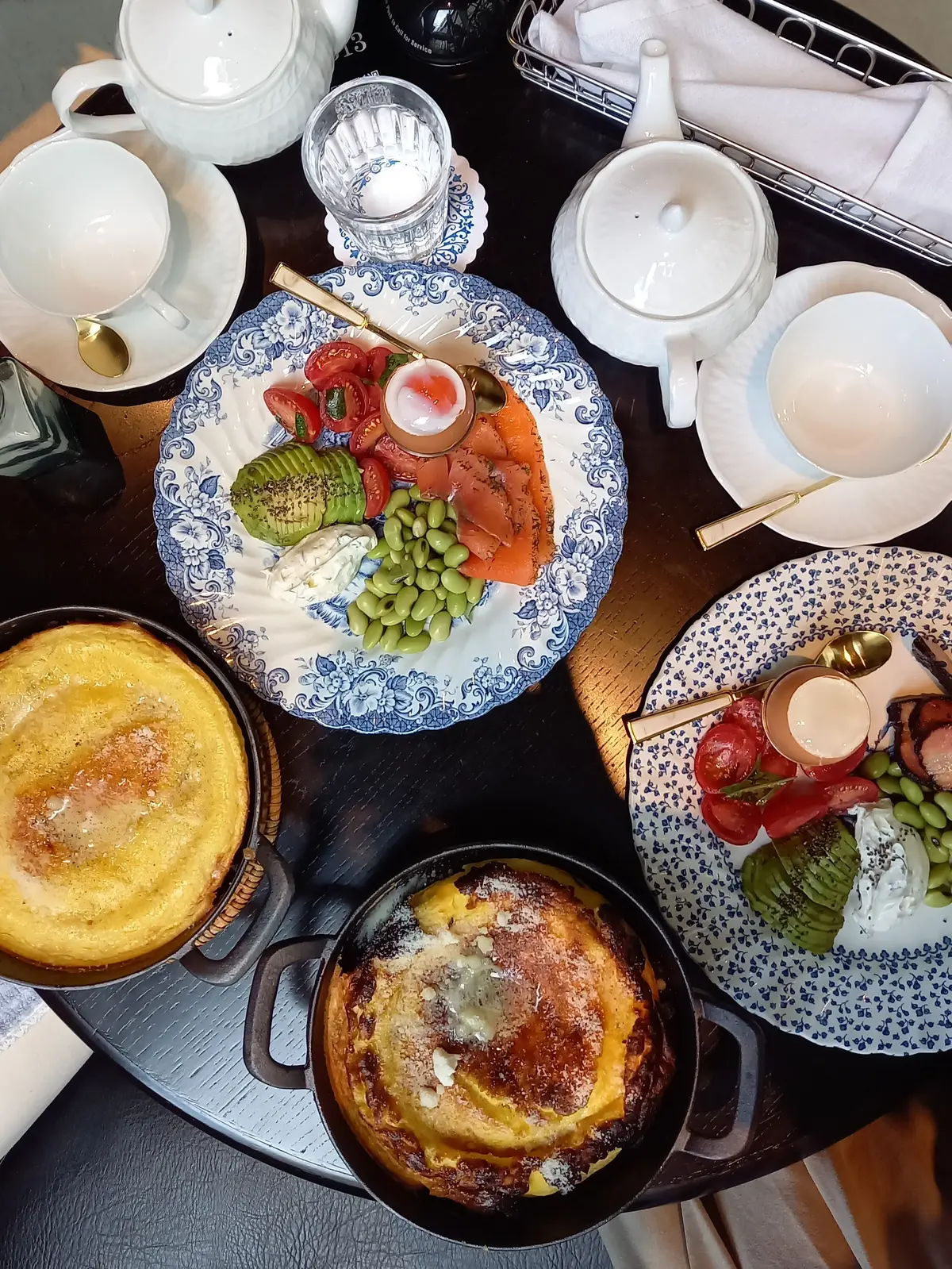 紺ブレコーデで話題の「高輪ゲートウェイシの画像_5