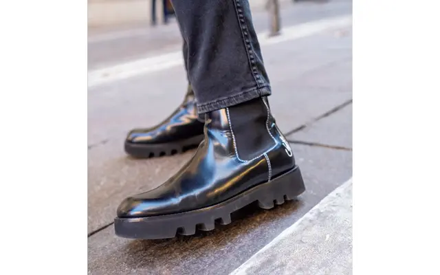 エステル（プロデューサー・ミラノ）