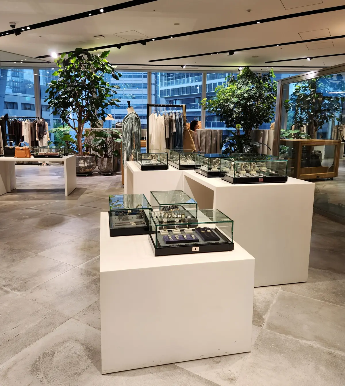 虎ノ門ヒルズでお洒落ランチとショッピングの画像_13