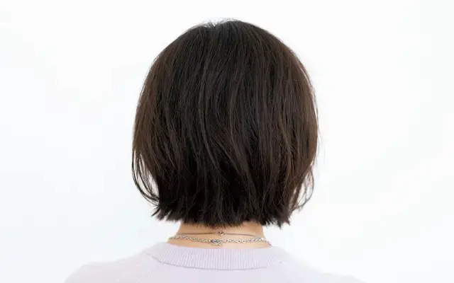 フォルムがくずれにくいワンレングスボブ