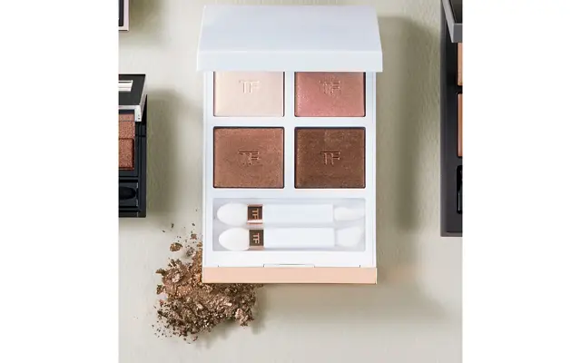 トム フォード ビューティのソレイユ アイカラー クォード 04