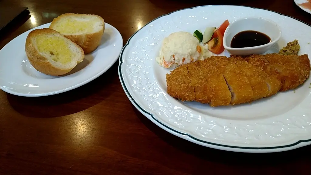 1日10食限定のロースカツレツ