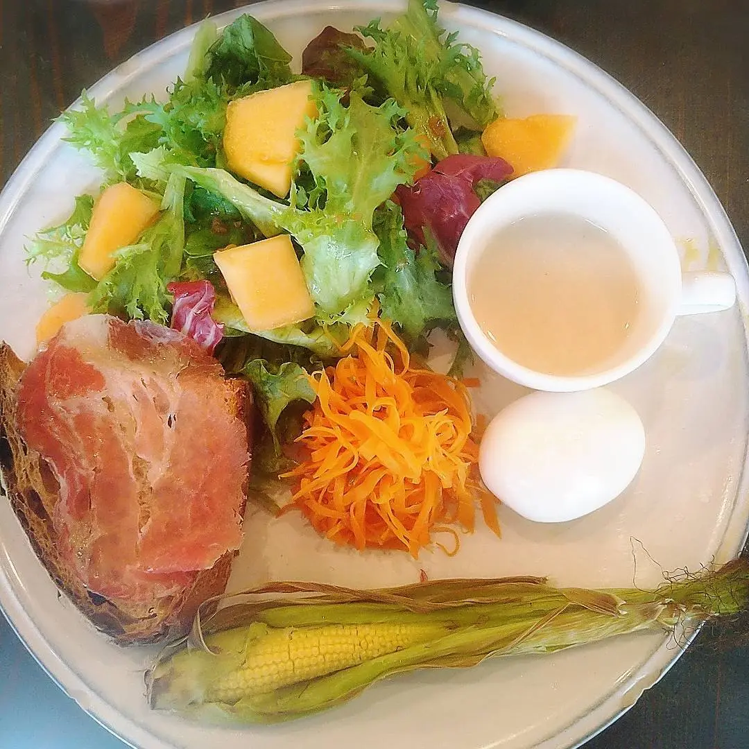 吉祥寺「ビストロエペ」の日曜日限定モーニング