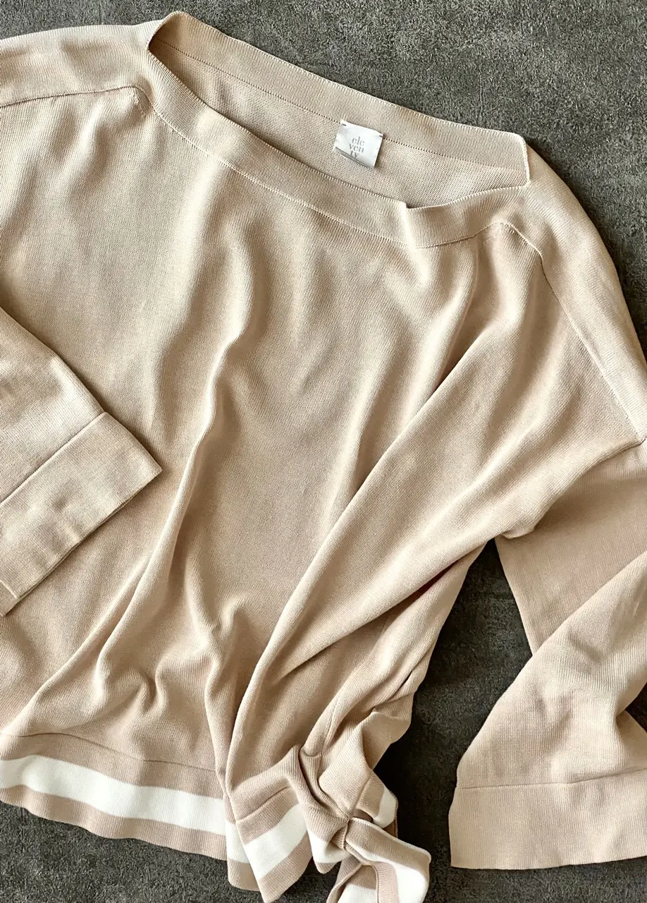 ELEVENTYベージュニット