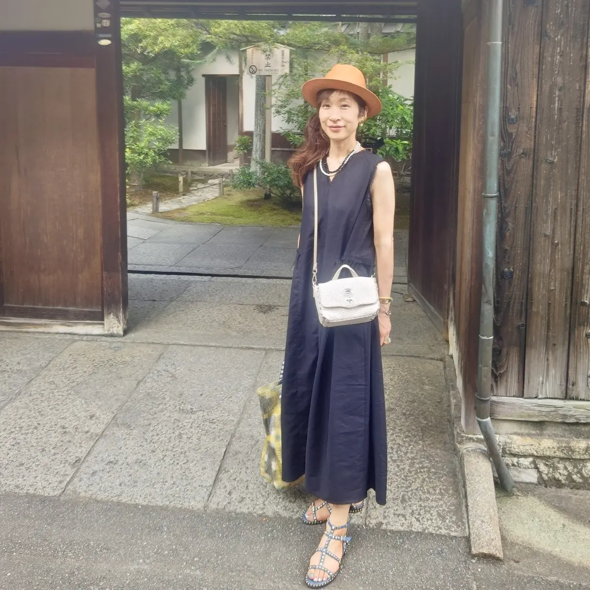 黒ワンピースで楽しむ夏の京都〜日本庭園やの画像_8