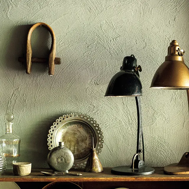 さまざまな国や時代の古物