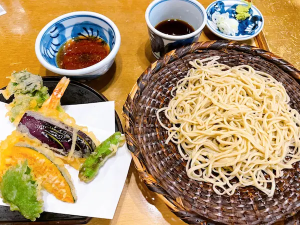 深大寺そば　湧水