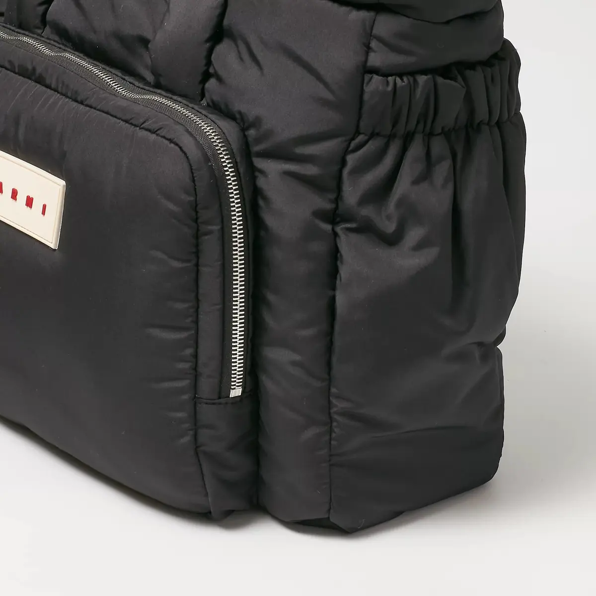 華リュクスなムード高まる「PIERRE の画像_9