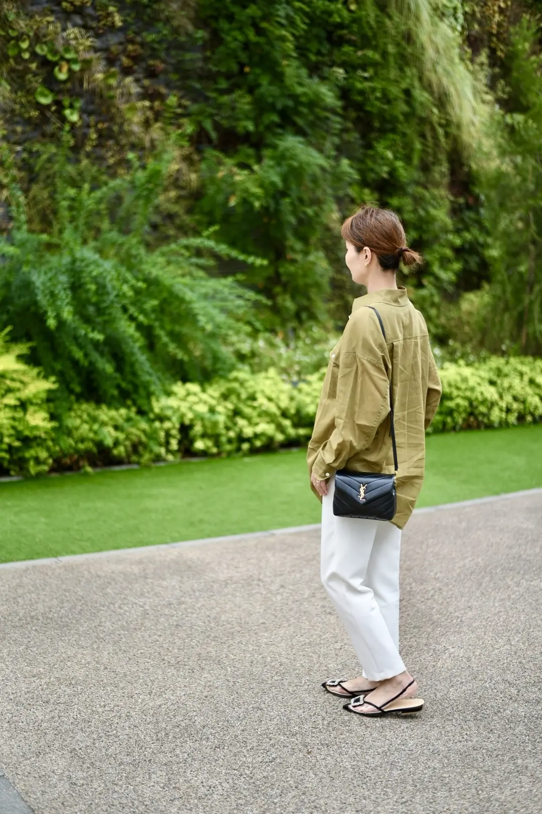 秋色シアーシャツで横浜・山下公園界隈への画像_2