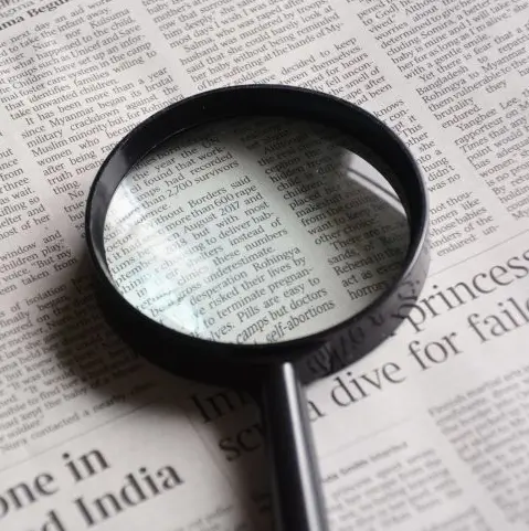 眼鏡、コンタクトレンズの間違った視力矯正で、夕方近くが見づらくなる