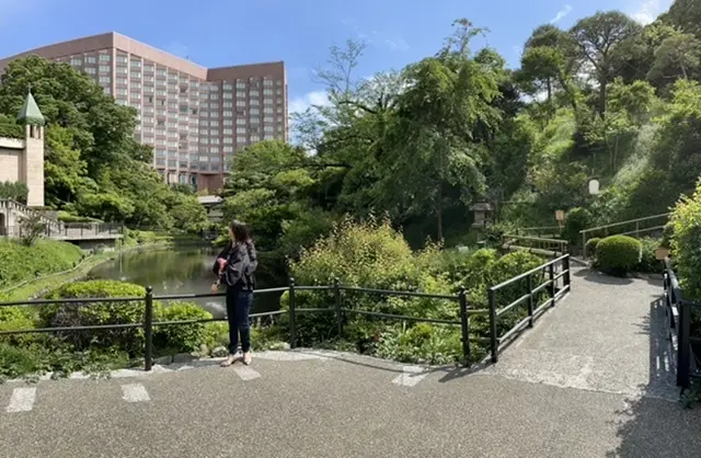 プチプラノースリーブで、椿山荘ランチの画像_4