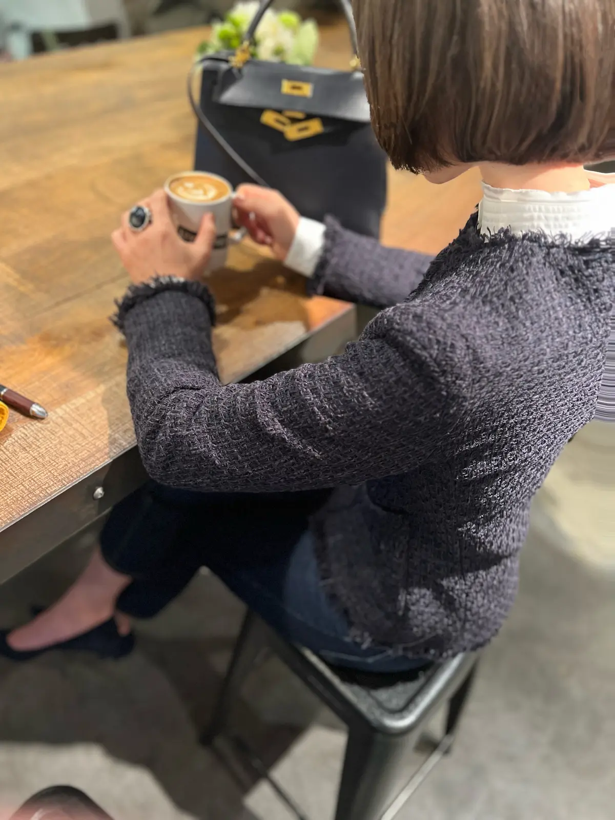 首元に白を効かせた着こなし 〜#chieの画像_2