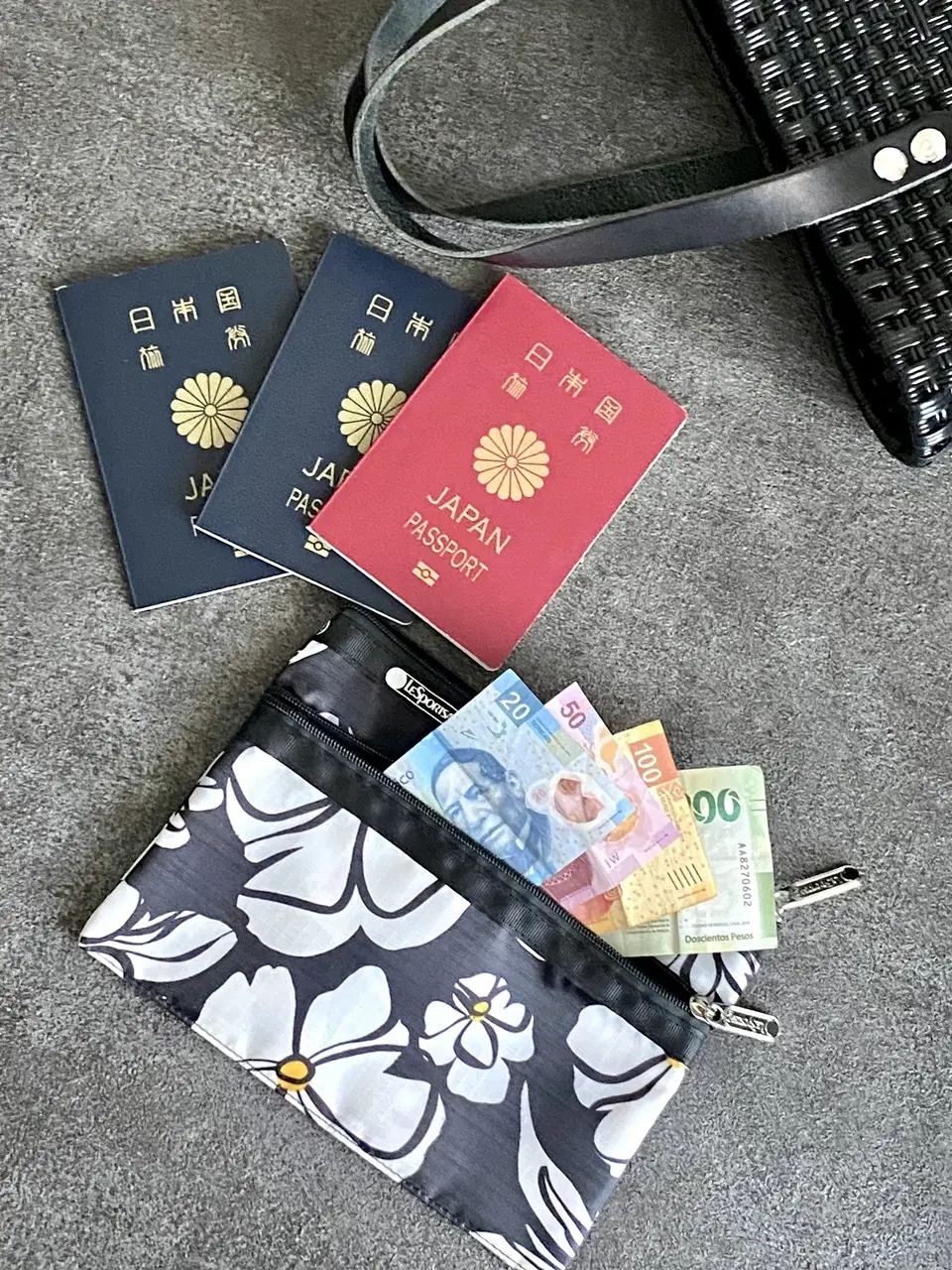 éclat4月号付録はLeSportsacコラボの「大人の花柄ポーチ」④