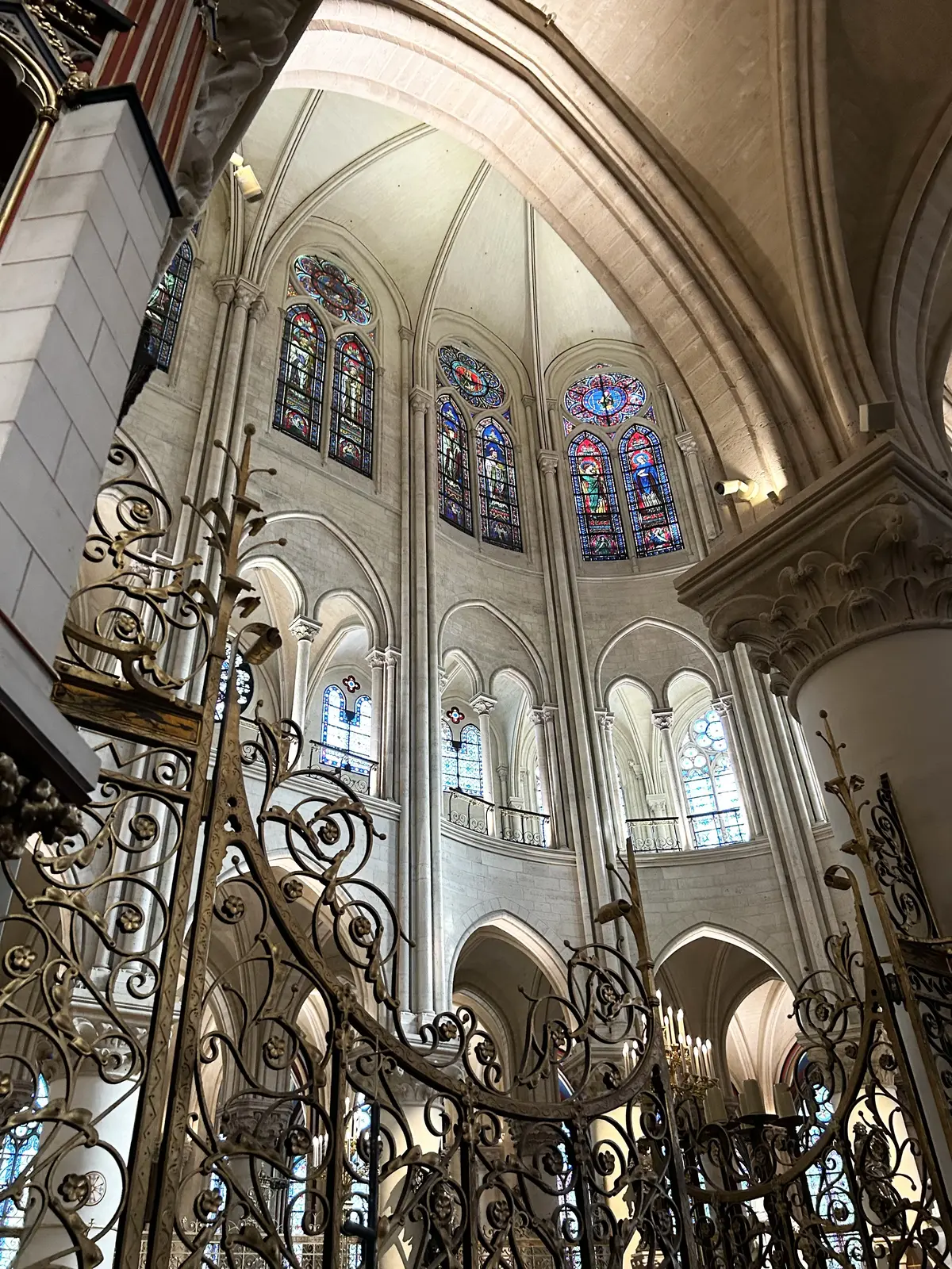 パリ　ノートルダム大聖堂　再開　Cathédrale Notre-Dame de Paris
