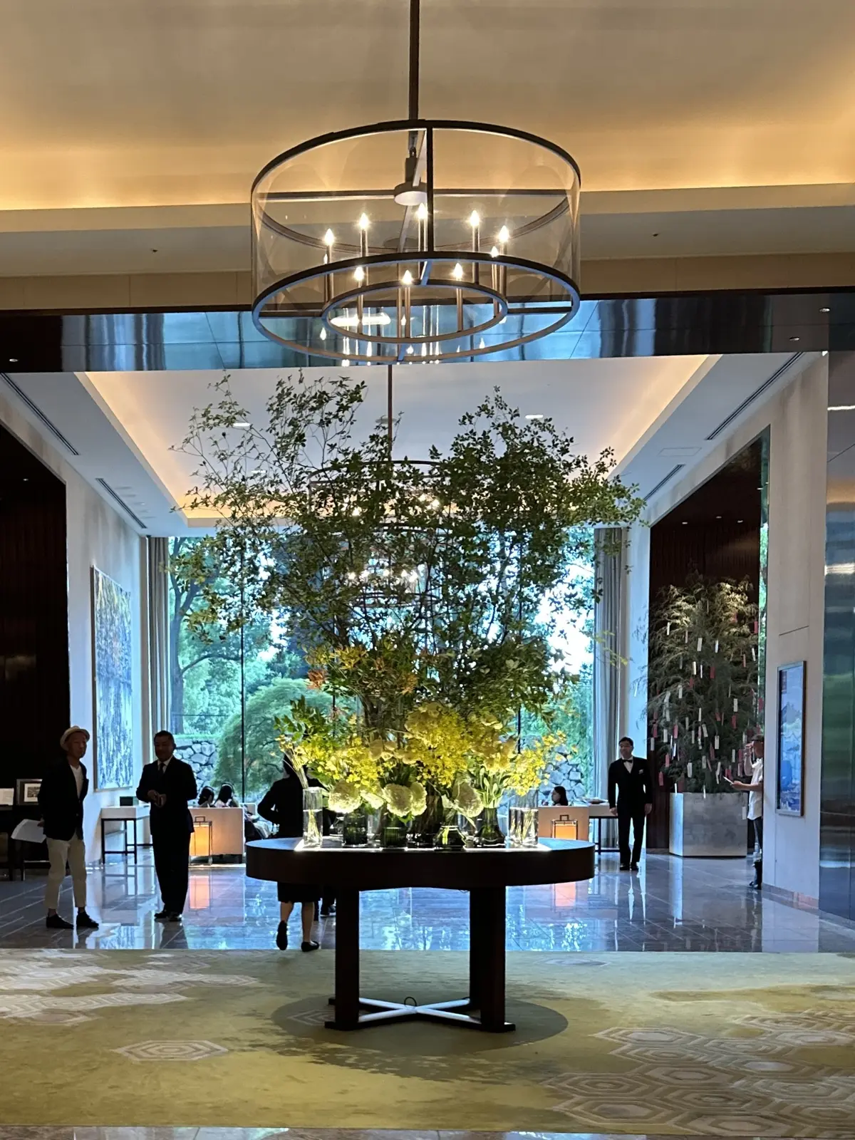 夏のブラックコーデとパレスホテル東京の期の画像_5