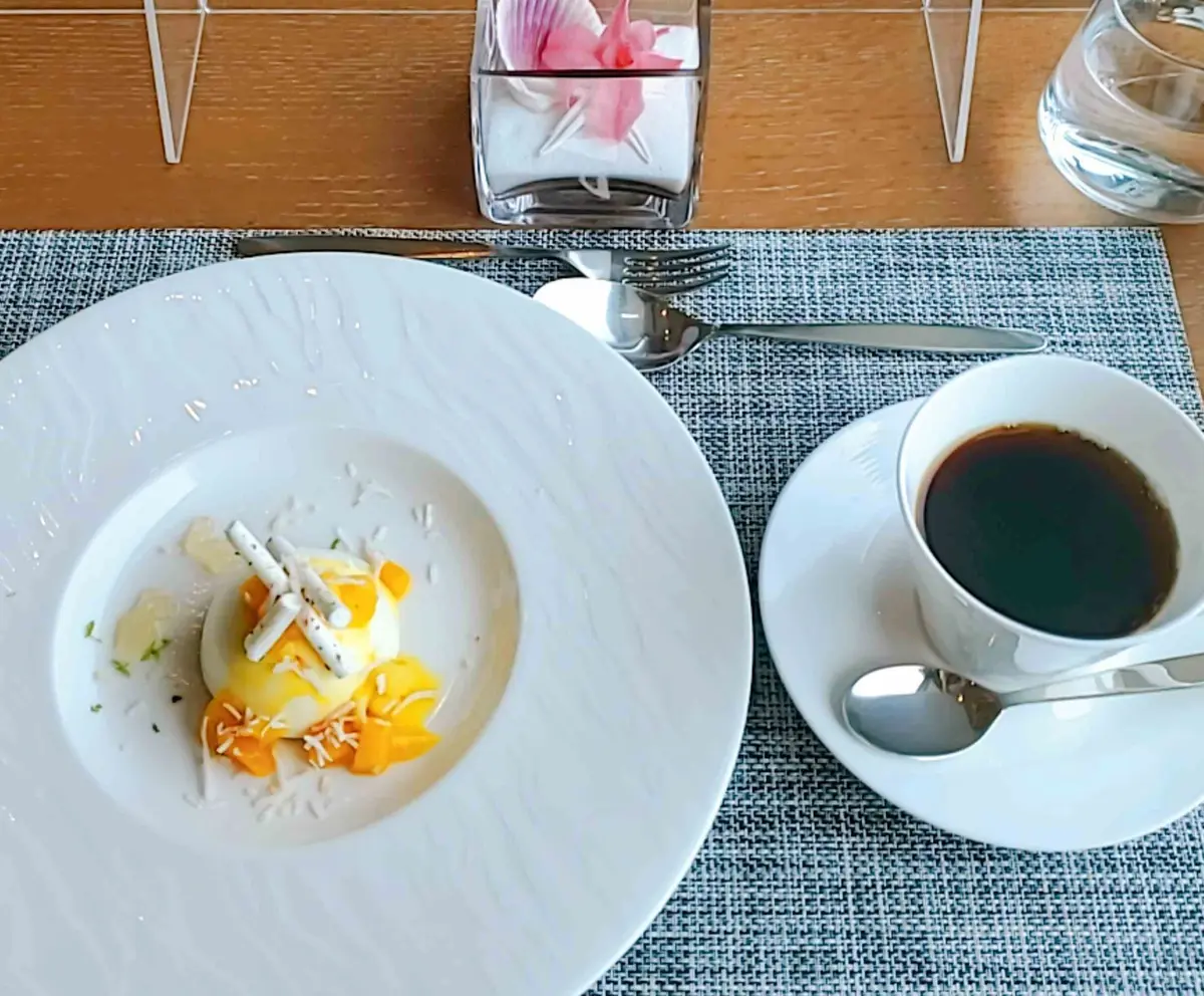 デザートとコーヒー