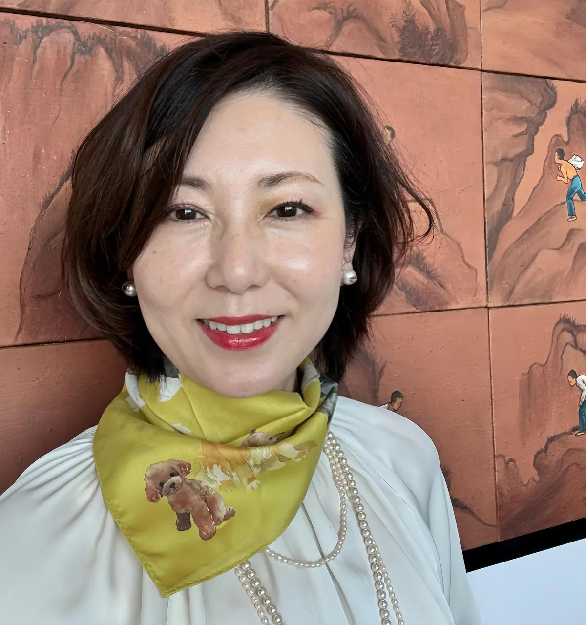 エクラ華組　小林五月子さん　スカーフコーデ