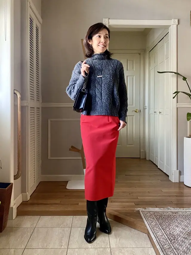 ビビッドカラーでお出掛けスタイルの画像_3