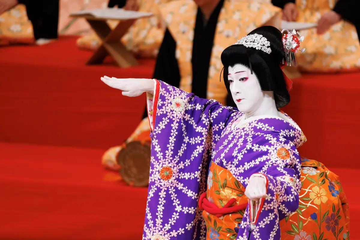 京鹿子娘道成寺