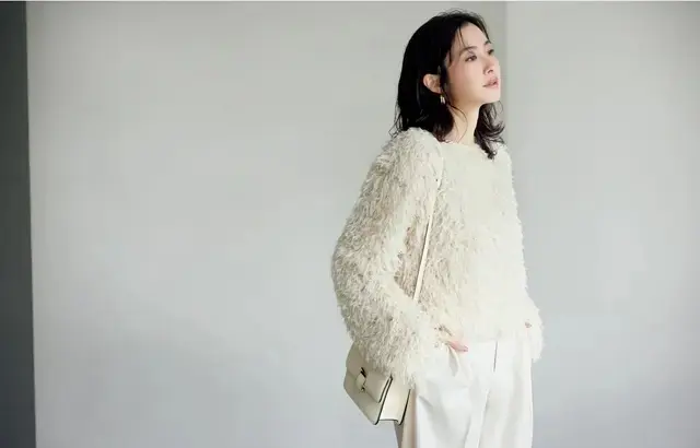 【50代がいま欲しい！最新白ジャーナル】甘やかで“マイルドな白”でハッピーオーラを放って