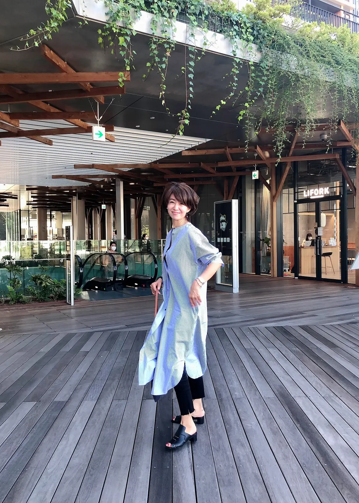 初秋のおしゃれはシャツコーデの画像_4