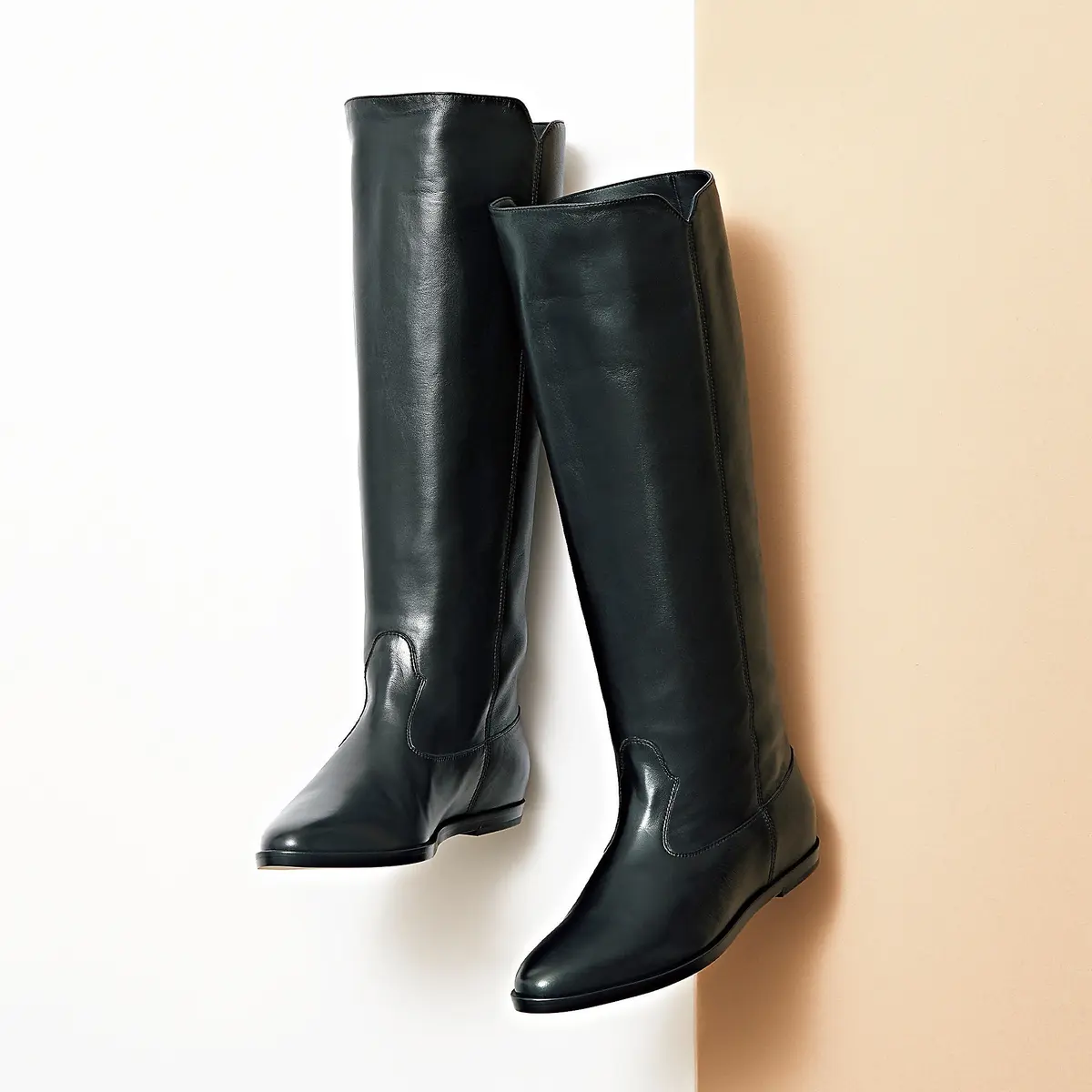 ＼1点投入で即!秋コーデ完成／ 「バイヤの画像_1