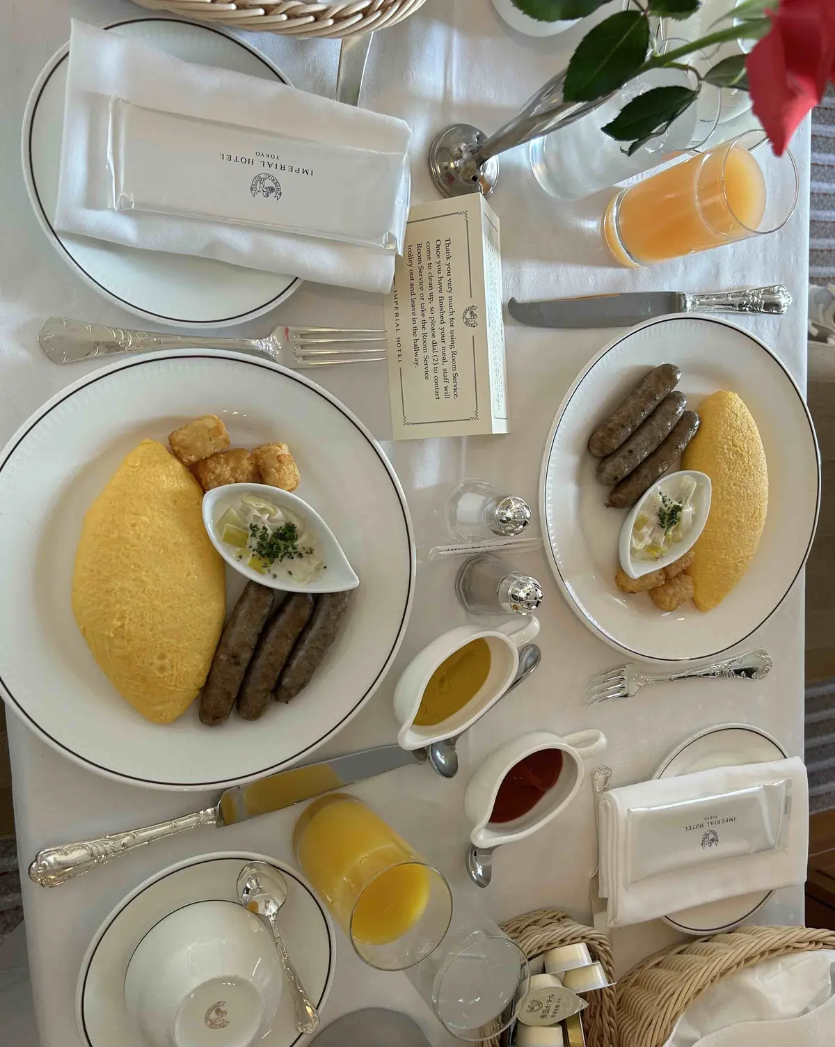 ホテルの朝食。