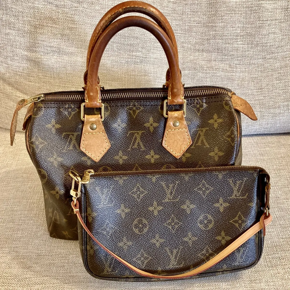 ルイヴィトンのバッグ。スピーディーとアクセサリーポーチ。