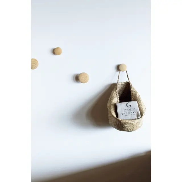 水着などを持ち歩くのに便利な麻布製の袋バッグは持ち帰りもOK　