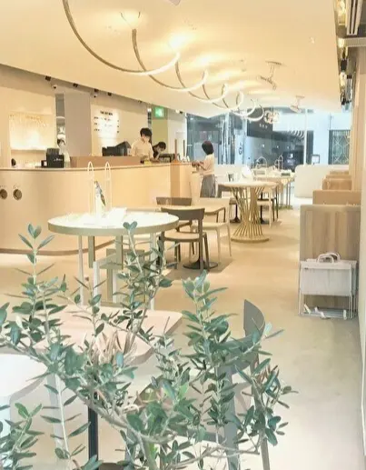 表参道にある JEWELRY & CAFの画像_2