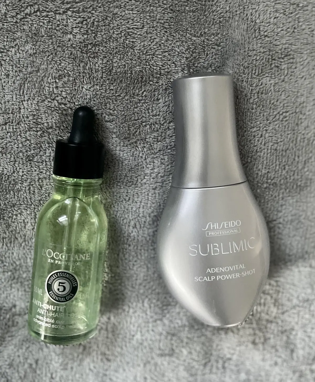 （右）資生堂プロフェッショナル『サブリミック アデノバイタル スカルプ パワーショット』（左）ロクシタン『薬用 メディカル アンチヘアロスセラム』