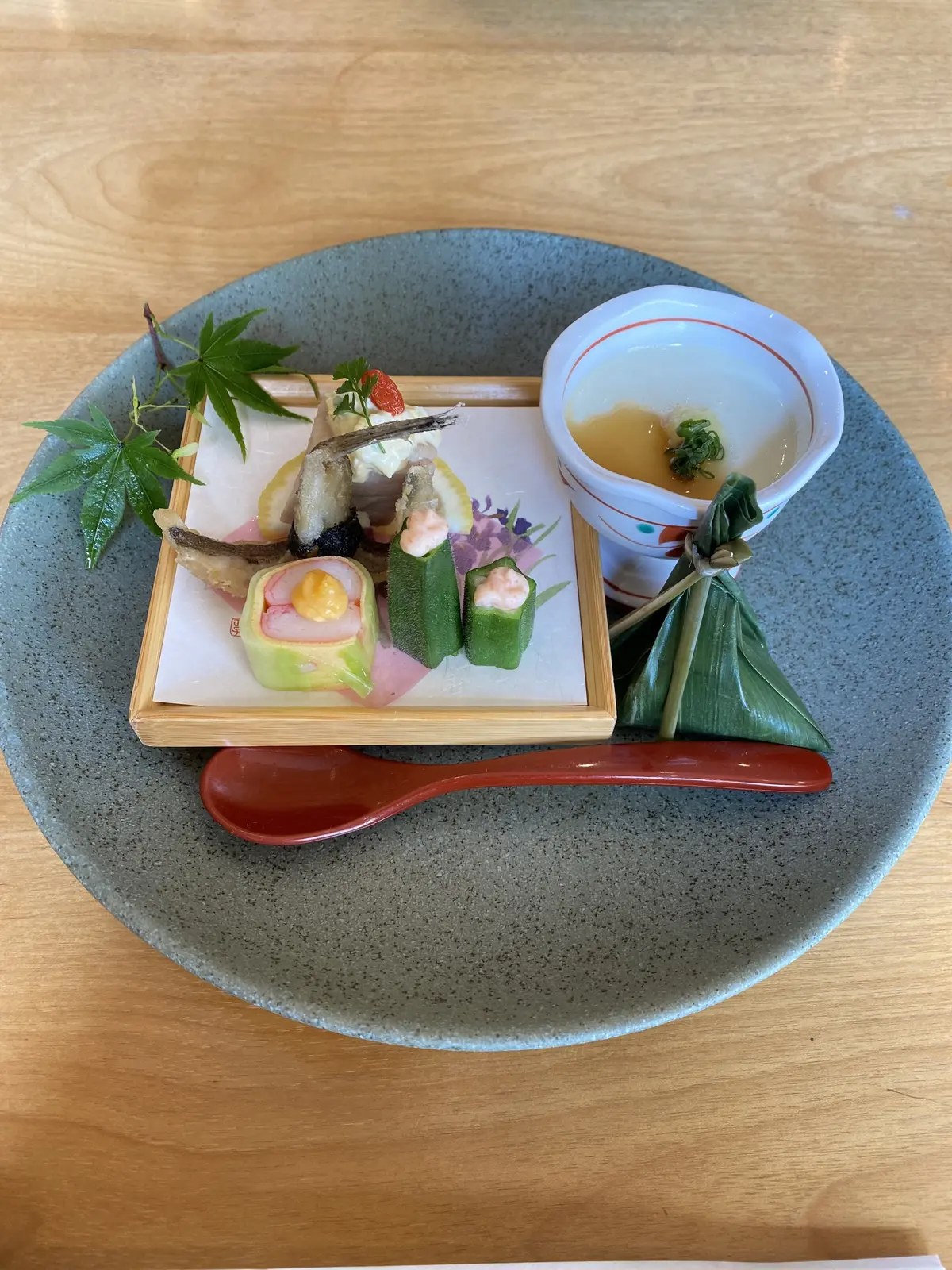 食事
