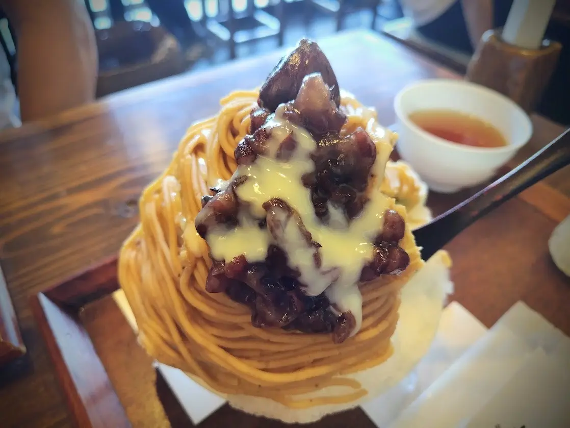 滋賀県大津市　叶匠寿庵 石山寺店　石餅かき氷栗　モンブランかき氷