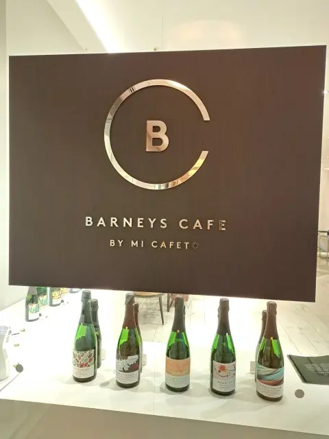 BARNEYS CAFE BY  MICの画像_1