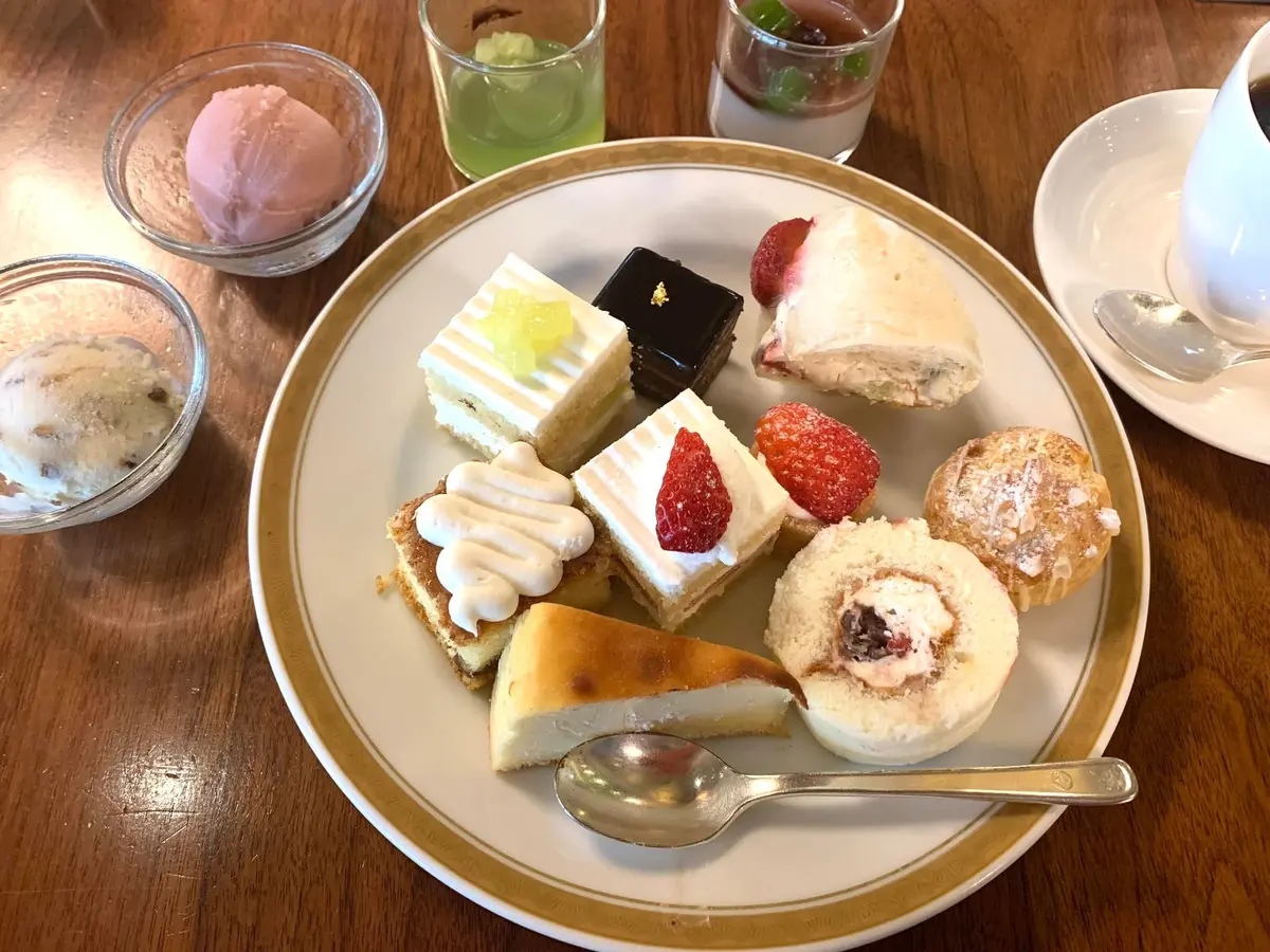 スーパーケーキを１口サイズでいろいろ楽しの画像_6