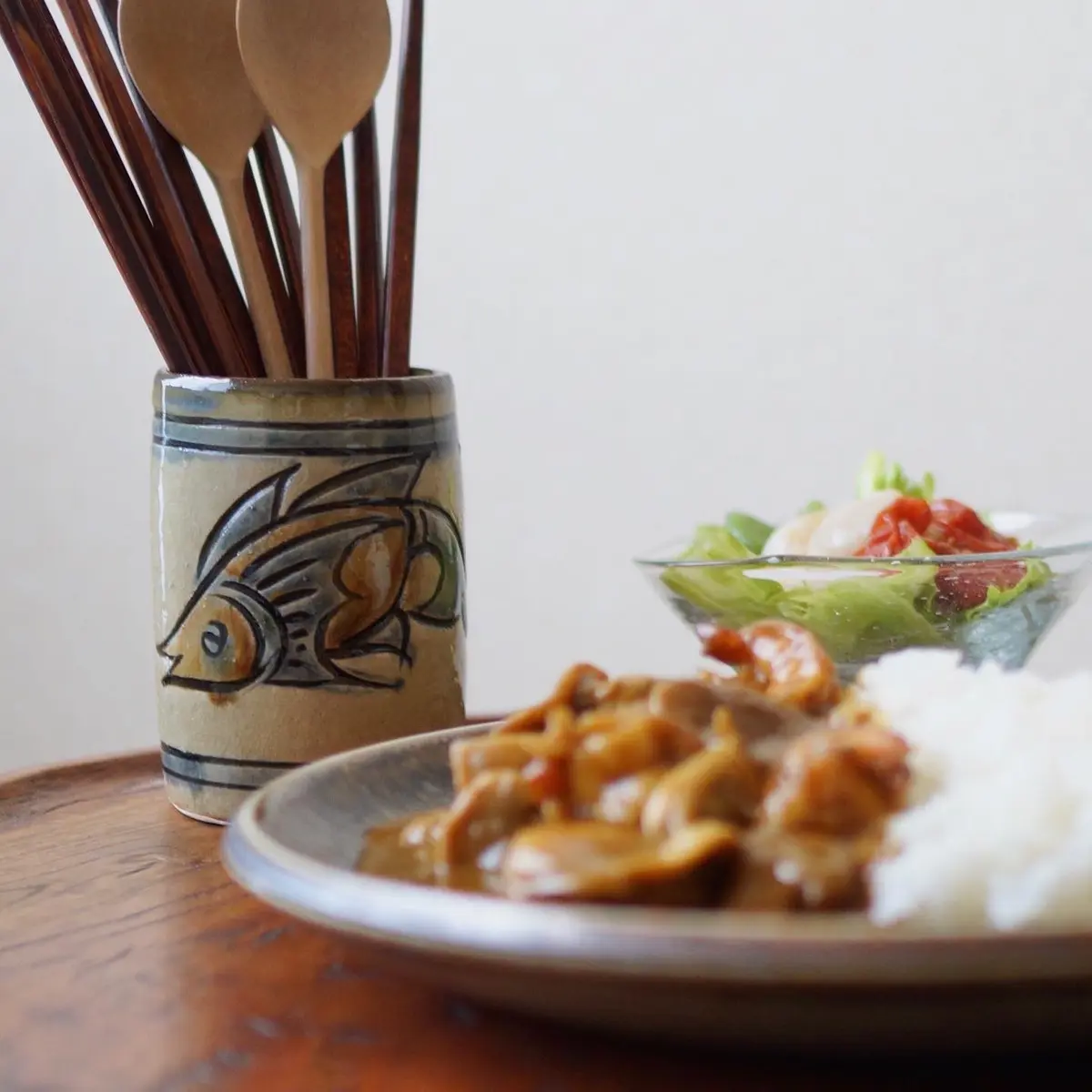 沖縄　カレー　金城次郎　やちむん　読谷