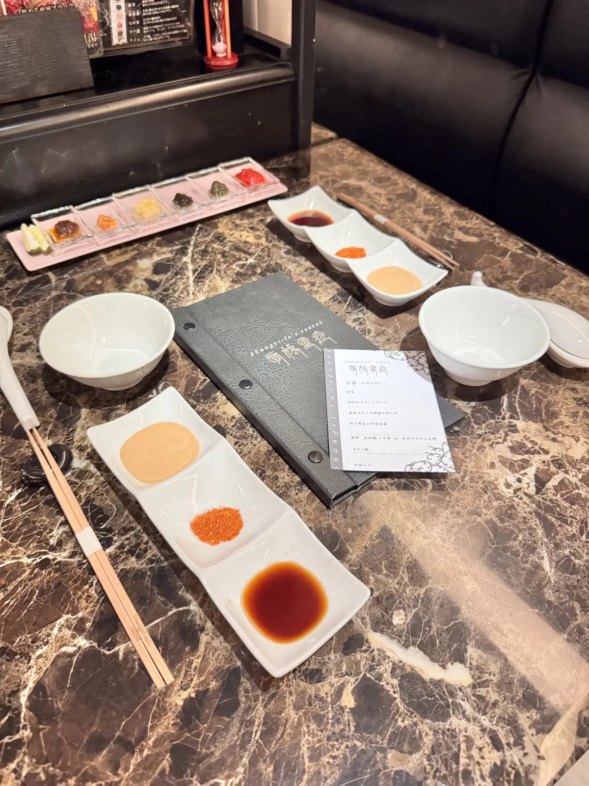 ランチコーデにキレイ色ベスト♡六本木のヘの画像_3